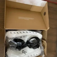 On_Cloudsurfer-5 On Cloudsurfer - Tenis Deportivos UNISEX