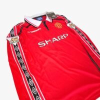 IMG_20260326_125449-Photoroom Manchester United 1998 Beckham #7 - Jersey Fut Retro Manga Larga
