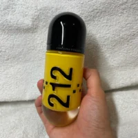 Carolina Herrera 212 VIP Rosé Cab EDP 80ml Mujer (2)