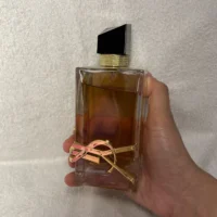 Yves Saint Laurent Libre Le Parfum EDP 90ml Hombre (2) Yves Saint Laurent Libre Le Parfum EDP 90ml Hombre (2)